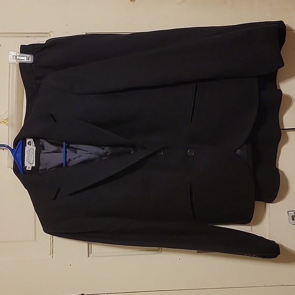 "The Villager" Vintage Women's Wool Blend Blazer and Skirt Suit - Picture 1 of 10